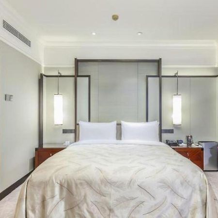 Shijiazhuang International Building Hotel Eksteriør bilde